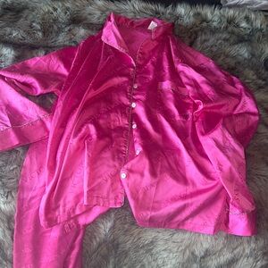 Large Victoria’s Secret pajama set polyester
 🩷